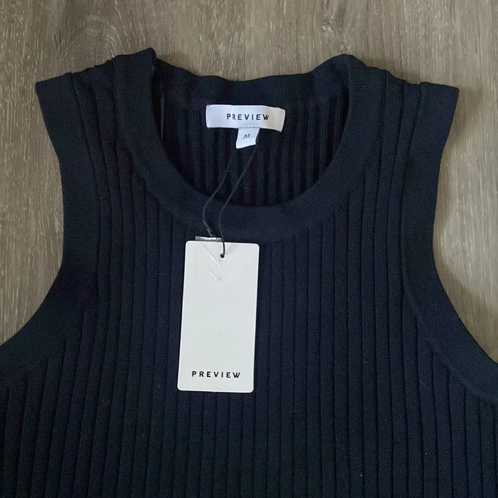 Long knitted dress - Picture 2 of 4